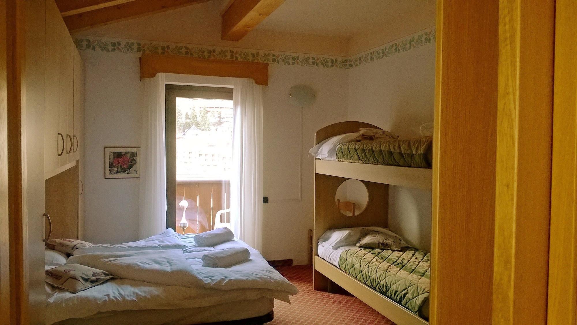 Hotel Villa Emma Madonna Esterno foto
