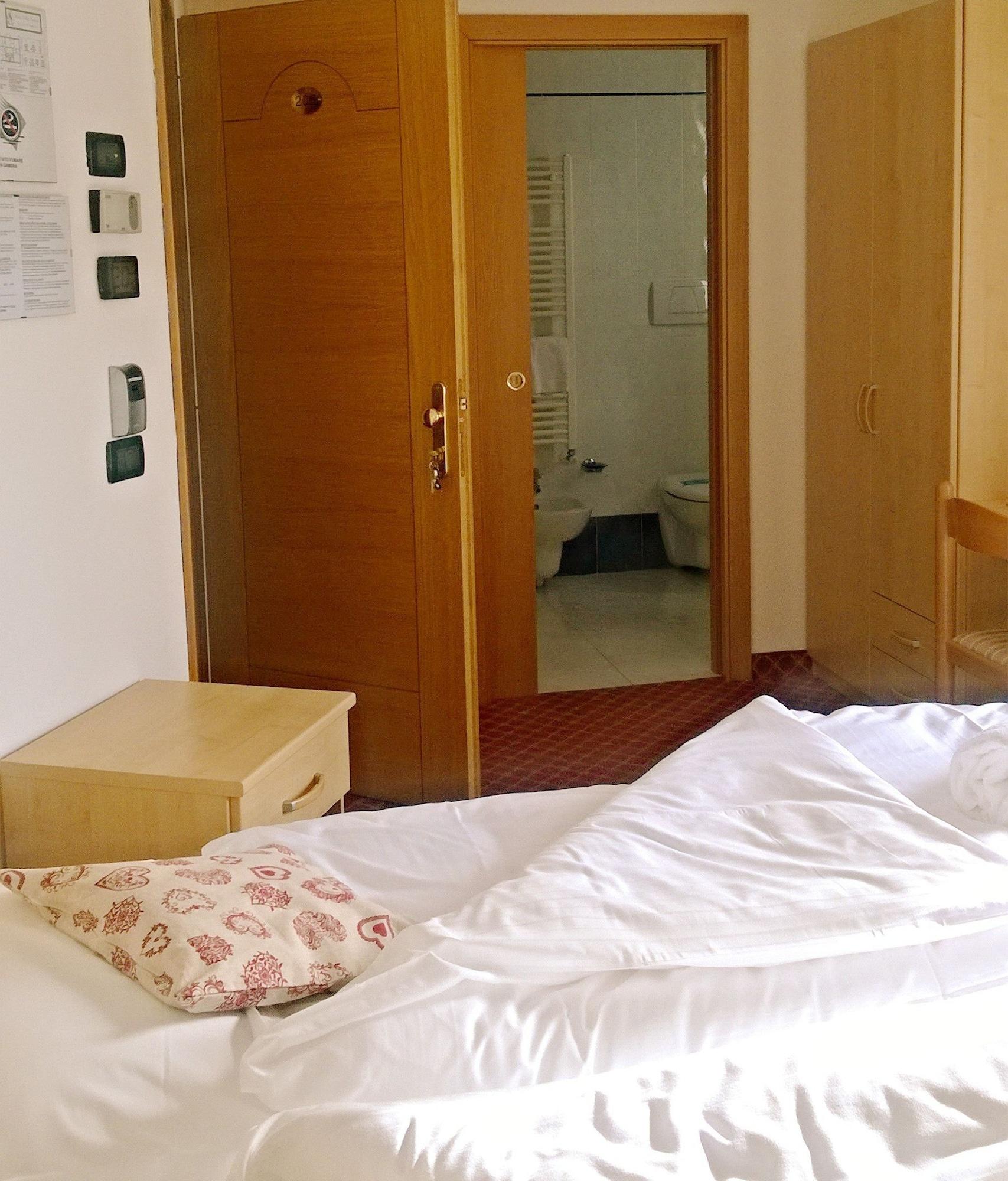 Hotel Villa Emma Madonna Esterno foto