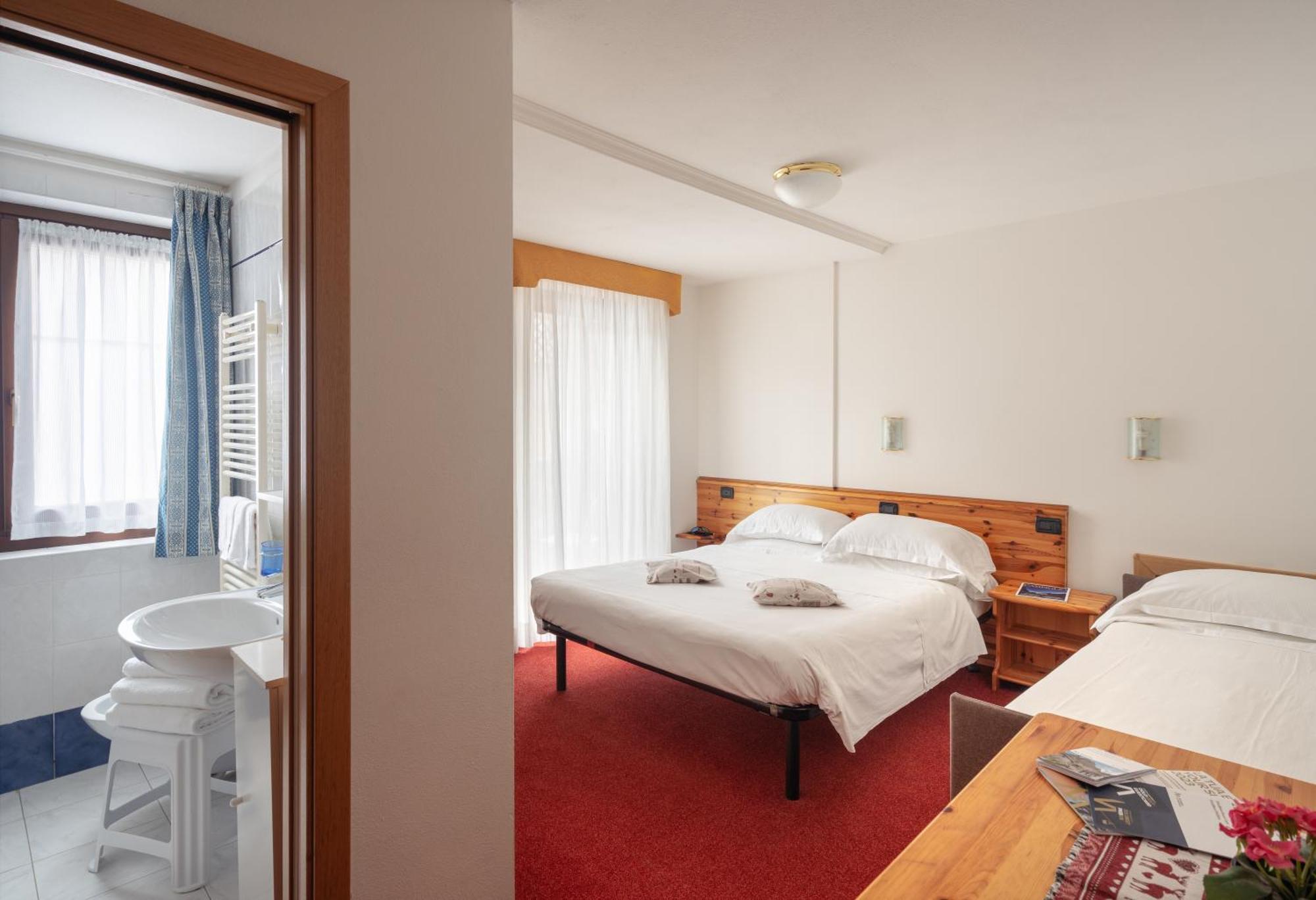 Hotel Villa Emma Madonna Esterno foto