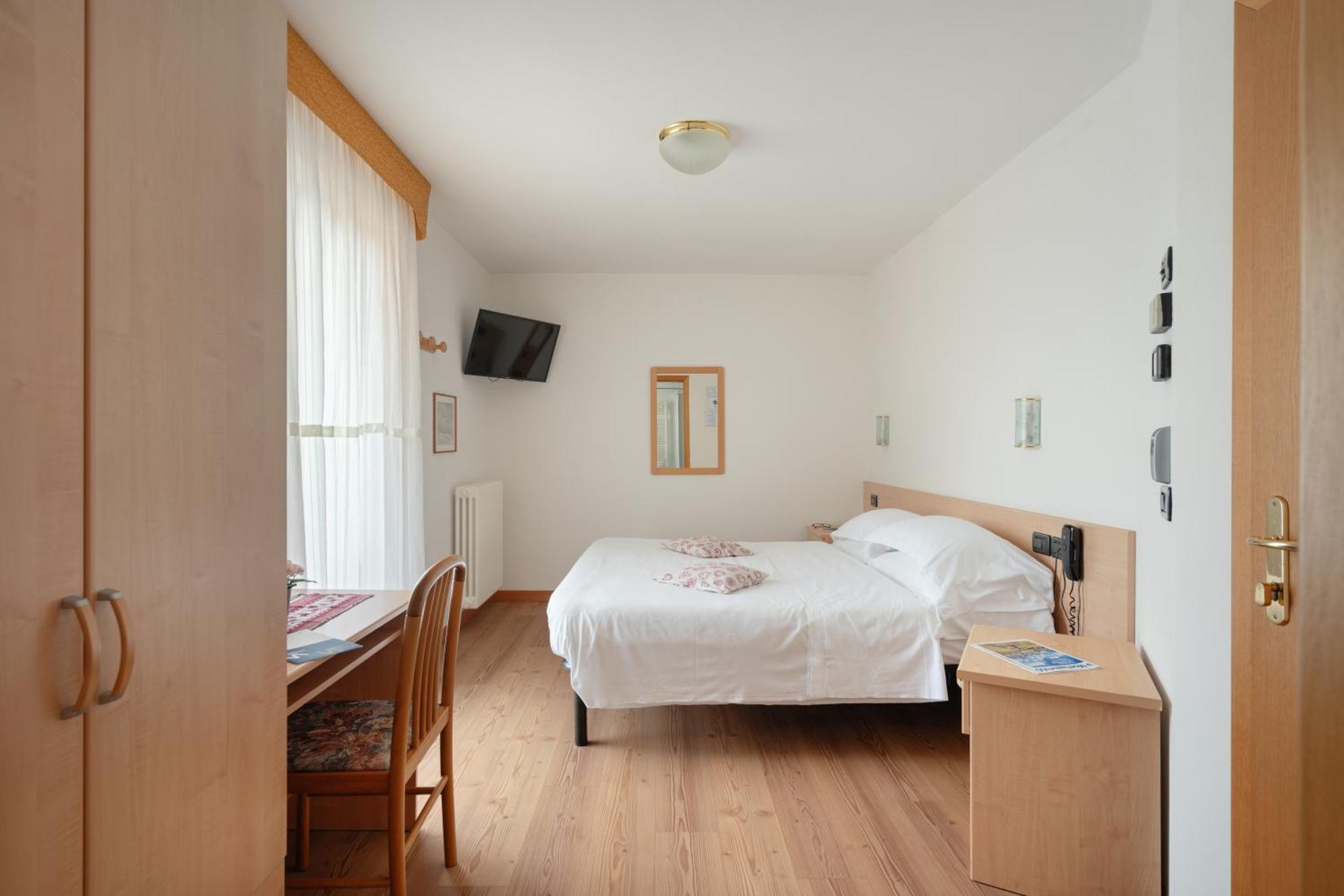 Hotel Villa Emma Madonna Esterno foto