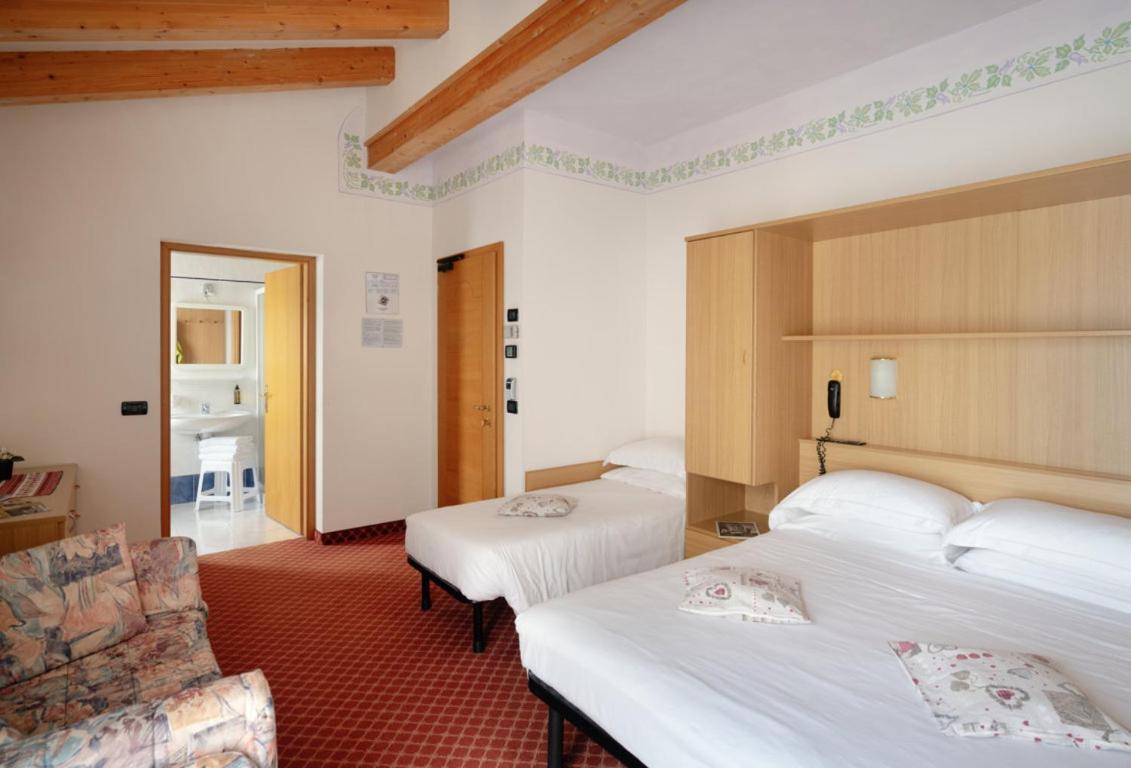 Hotel Villa Emma Madonna Esterno foto